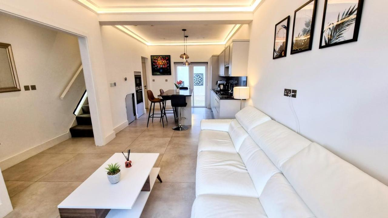 Вілла Surbiton Luxury Garden House 19 Екстер'єр фото