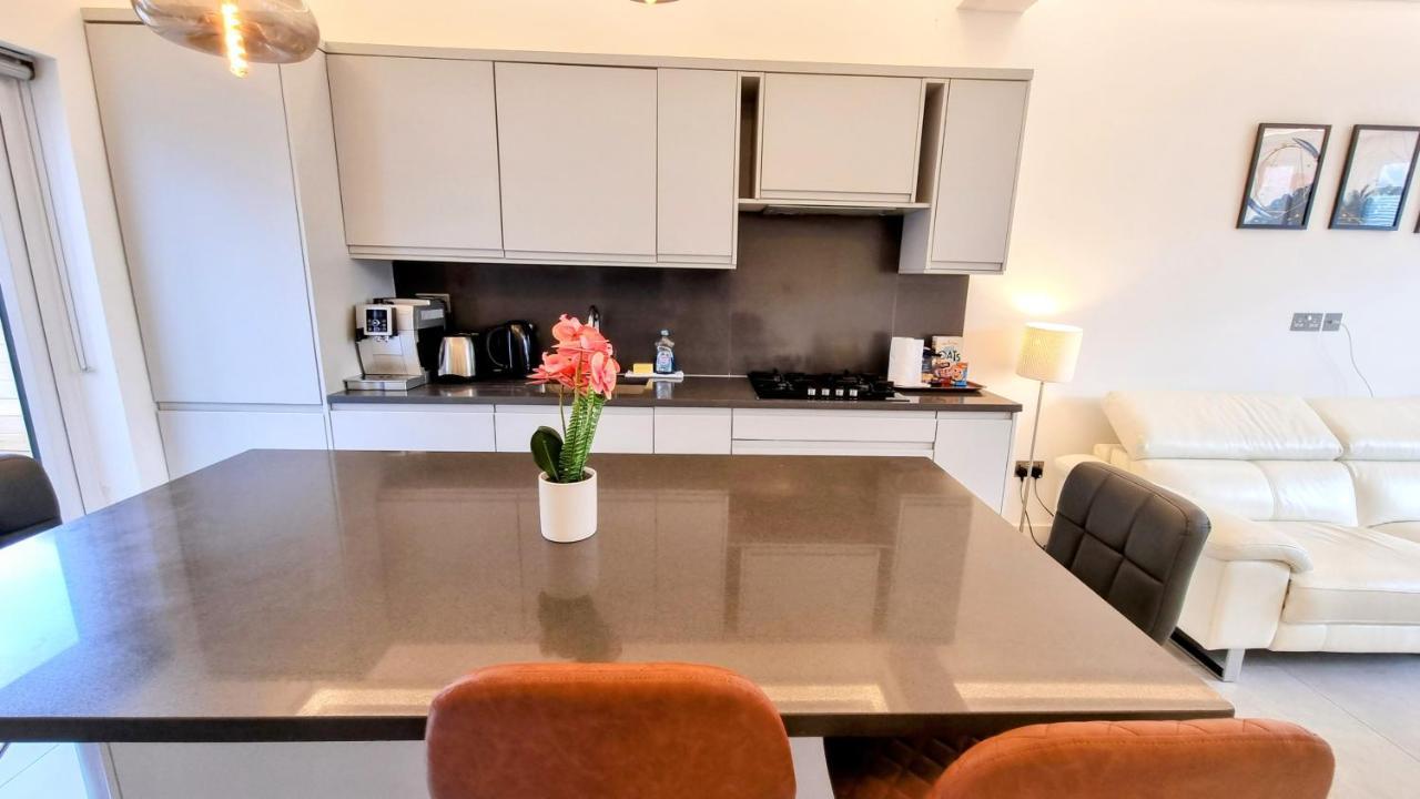 Вілла Surbiton Luxury Garden House 19 Екстер'єр фото